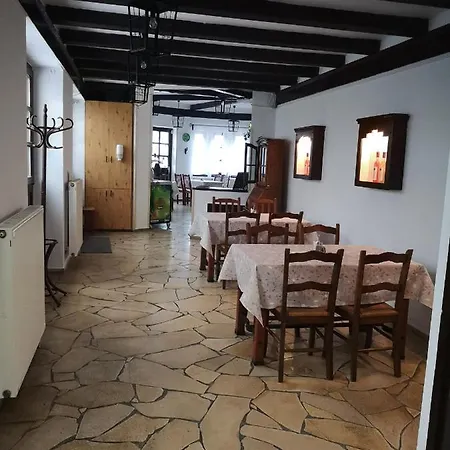 Hotel Millenium Szallashely Es Etterem